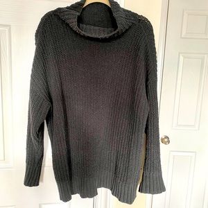 Aerie turtleneck sweater